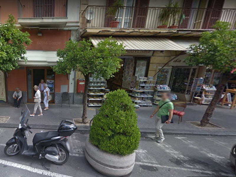 Sorrento/ Dopo oltre 40 anni chiude altro storico negozio di Piazza Tasso