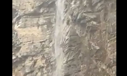 Meta/ Le incredibili immagini della Cascata dell’Alimuri, inviateci da un lettore (VIDEO)