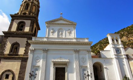Meta/ Dalla Regione arrivano 200 mila per il restauro della Basilica di Santa Maria del Lauro