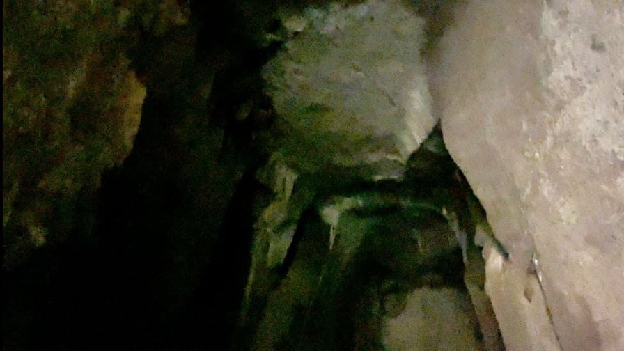 Piano di Sorrento – Meta/ Nella grotta del Vallone di Lavinola piovono liquami, la conferma dalle analisi di laboratorio